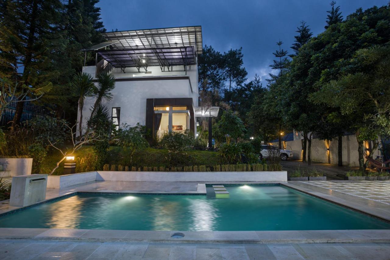 Villa Alessa Puncak Εξωτερικό φωτογραφία