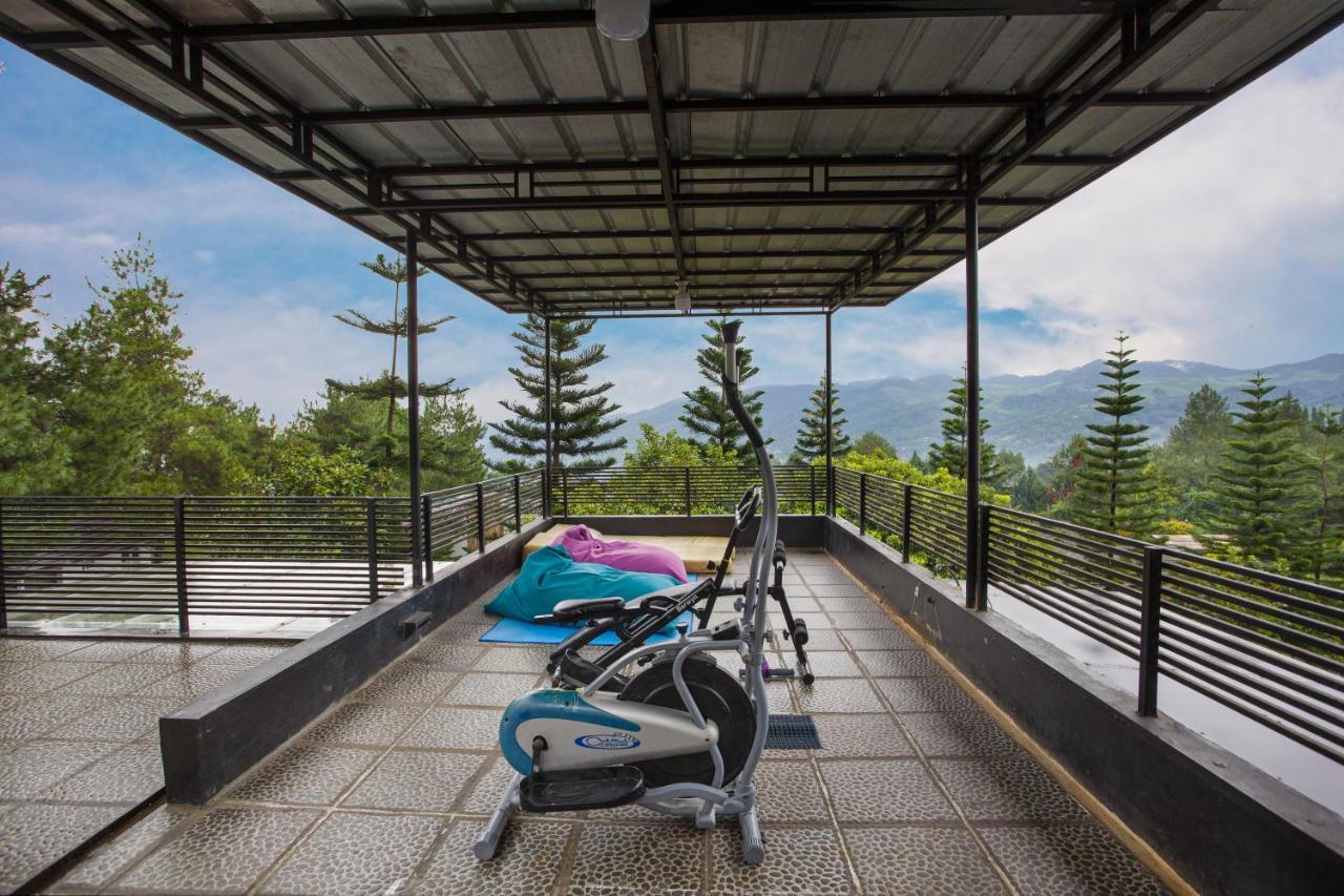 Villa Alessa Puncak Εξωτερικό φωτογραφία